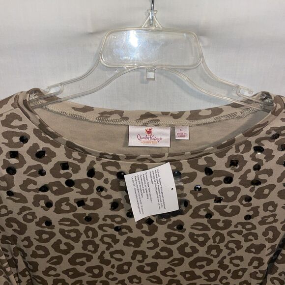 Quacker Factory Women’s Dressy Blouse Size Large Beige Leopard Print Party NWT - Picture 3 of 12